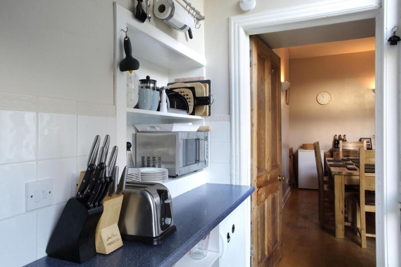 Central And Spacious 2 Bedroom Flat With Garden 爱丁堡 外观 照片