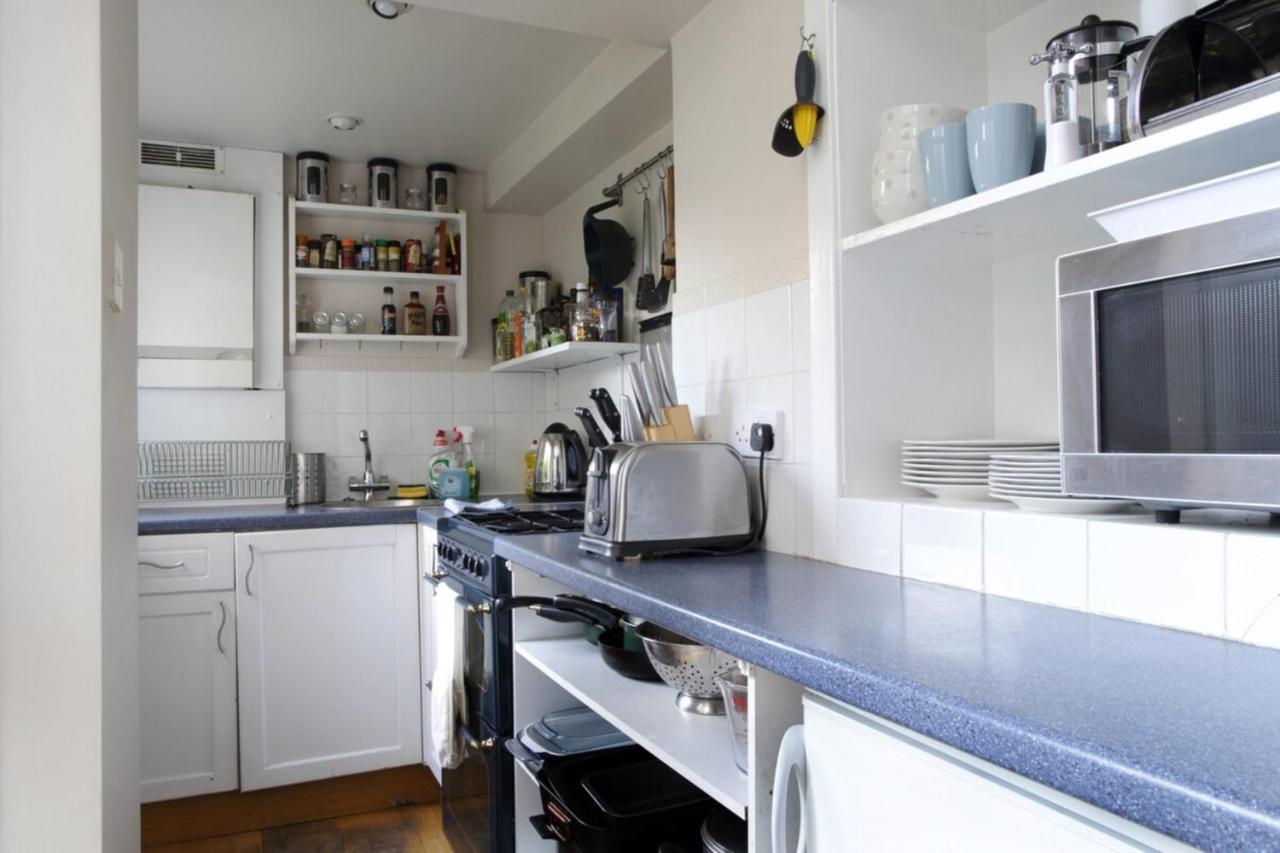 Central And Spacious 2 Bedroom Flat With Garden 爱丁堡 外观 照片